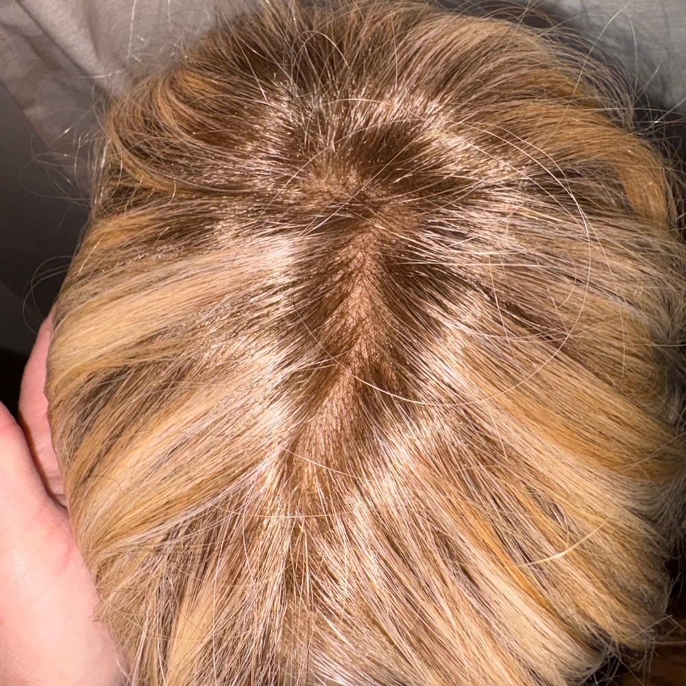 Tressalure California Beach waves- rooted platinum golden blonde - Picture 5 of 13